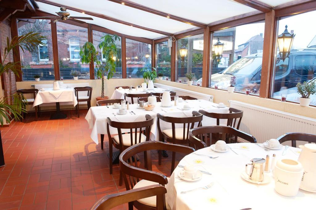 Hotel Restaurant Zur Linde Pattensen Exterior foto